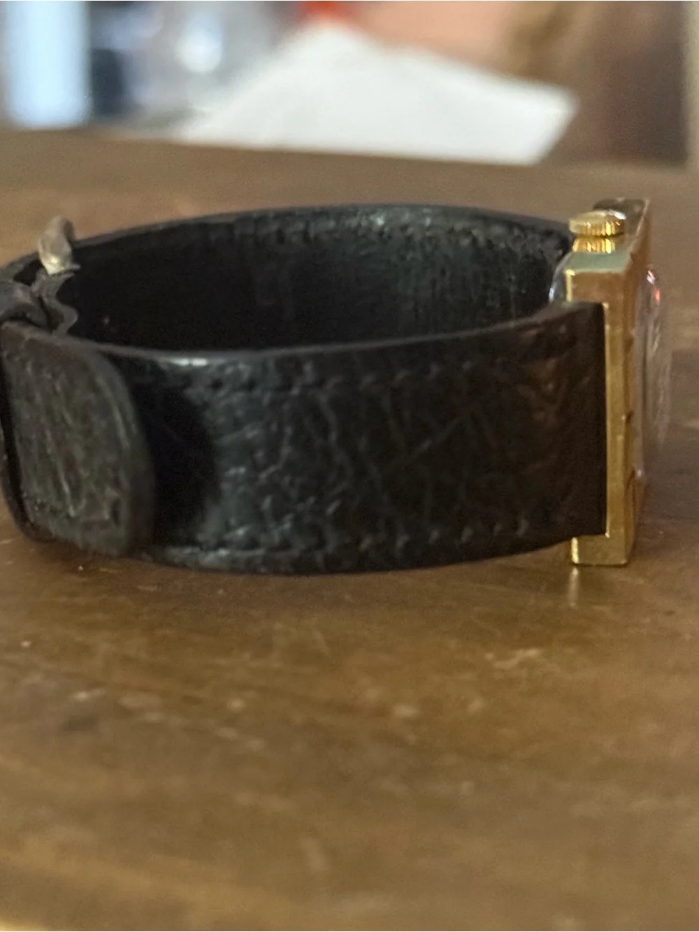 Vintage Nivada analog leather watch